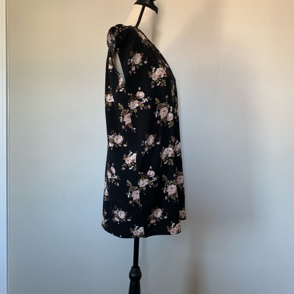 FOREVER 21 loose dress floral - Picture 3 of 5